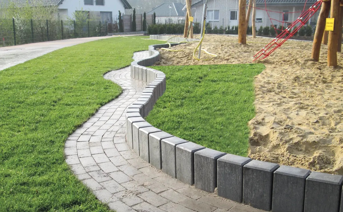 Rechteckpalisade aus Recyclingmaterial