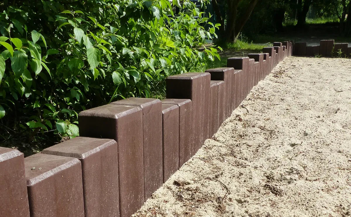 Rechteckpalisade aus Recyclingmaterial