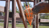 Heu-Slowfeeder Karotte aus Naturkautschuk mit Nylonseil für Stalltiere