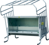 Kraftfutterautomat mit Kälberschlupf