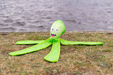 Dog Comets Hundespielzeug Octo, Segeltuch, Quietscher, schwimmfähig, L, 37 cm, grün