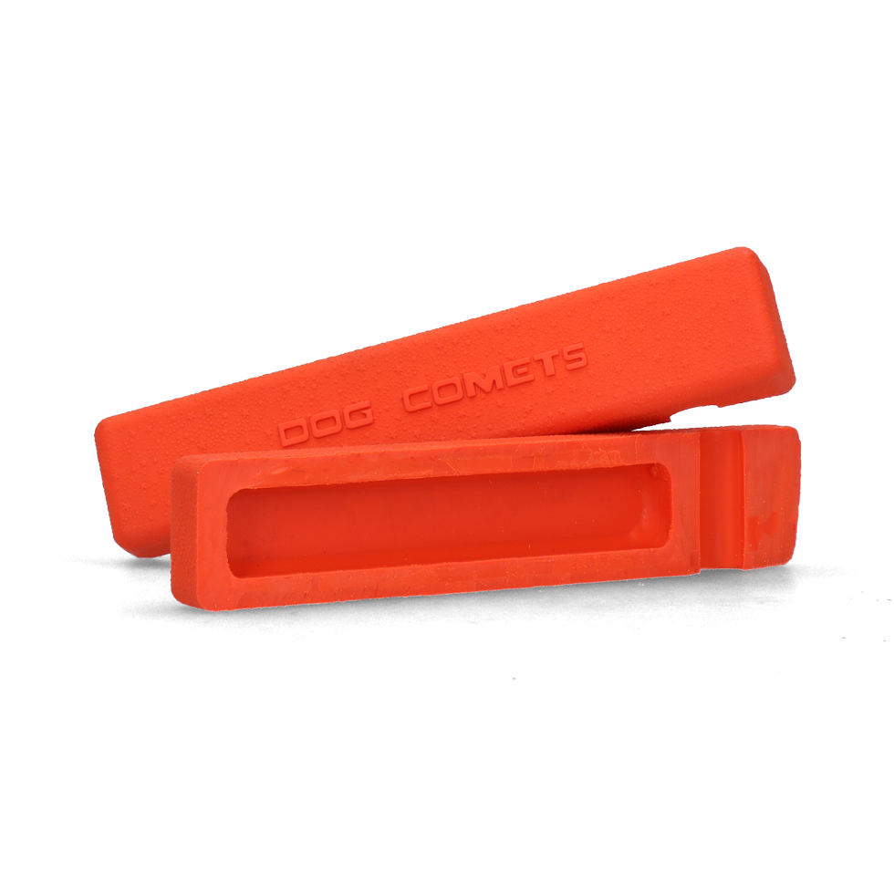 Dog Comets Apportierdummy, Naturkautschuk, schwimmfähig, mit Wurfseil, reflektierend, orange, 20 x 4 x 4 cm